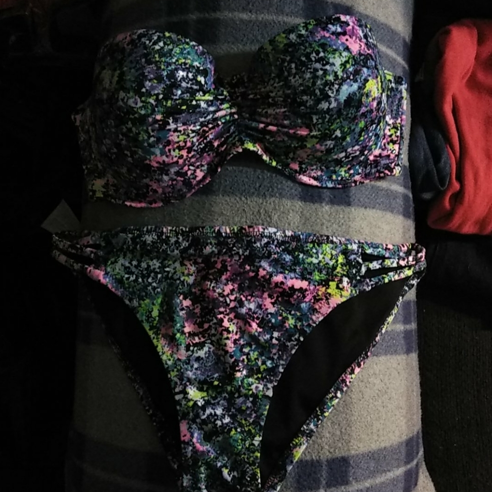 Bathing suit